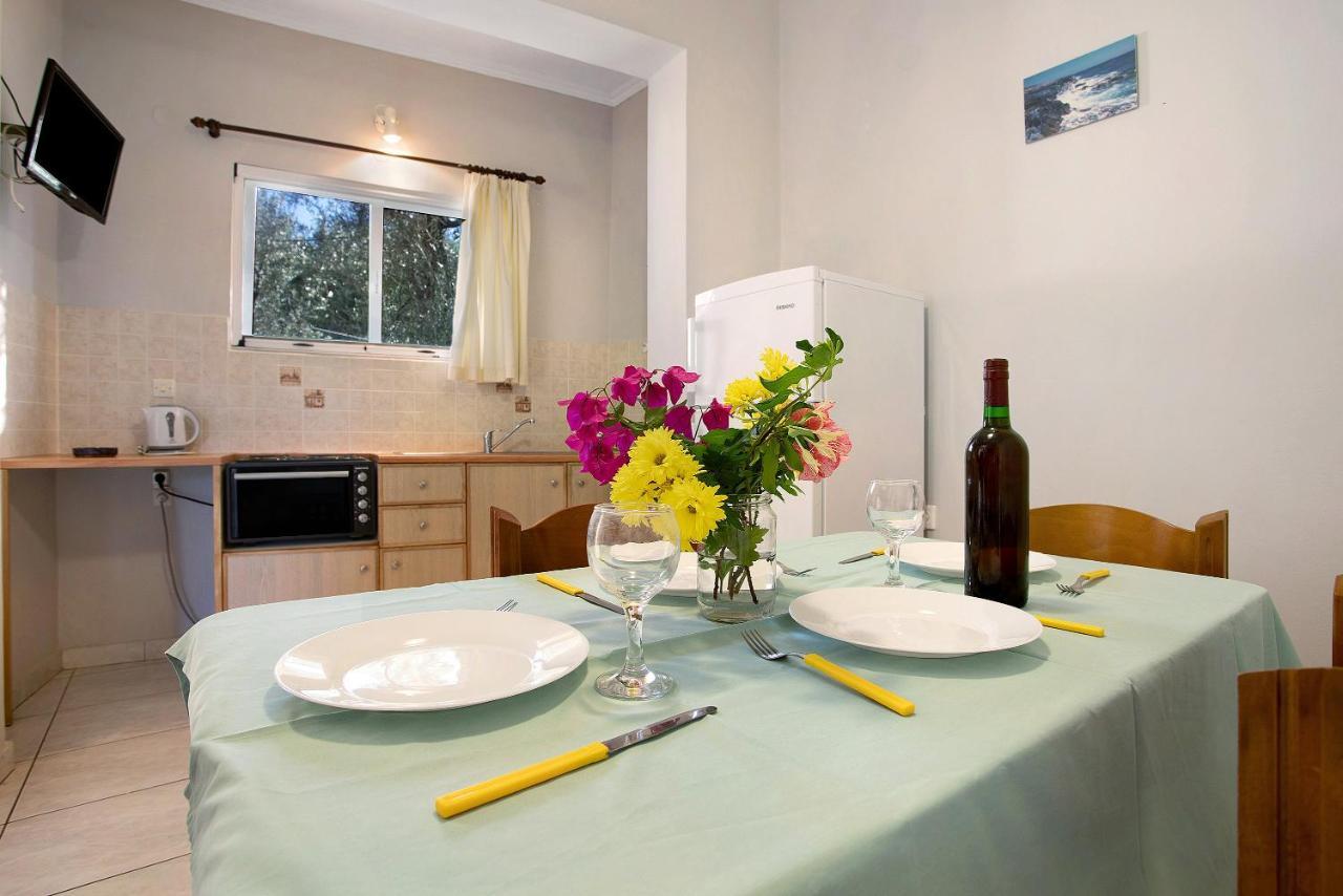 Dolphin Apartment 8 Kerí Kültér fotó