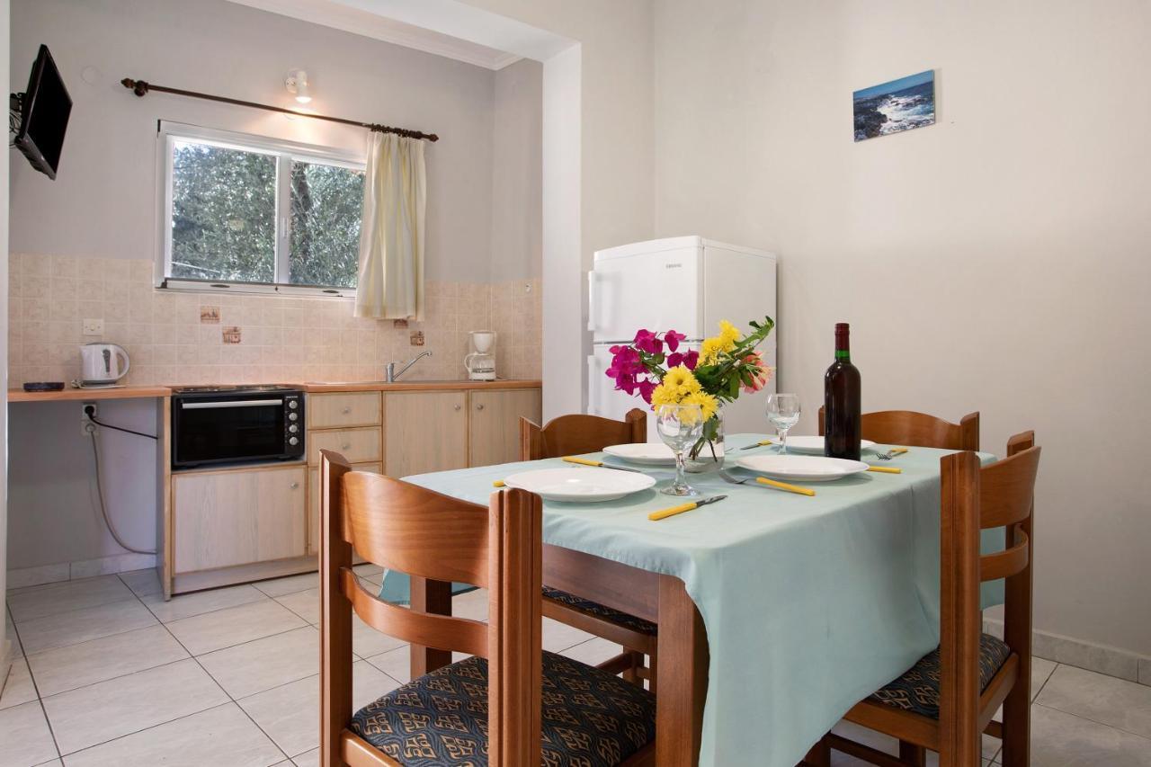 Dolphin Apartment 8 Kerí Kültér fotó
